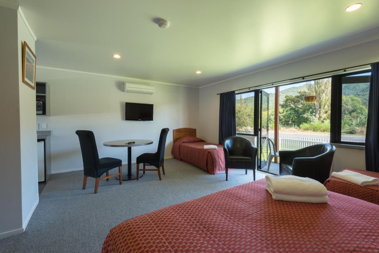 Oasis Motel & Holiday Park Turangi Kültér fotó